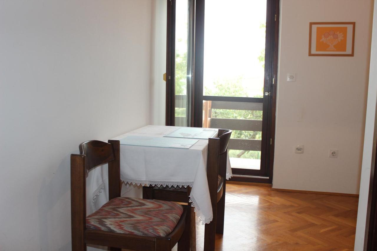 Apartments Petrada Omiš Exterior foto